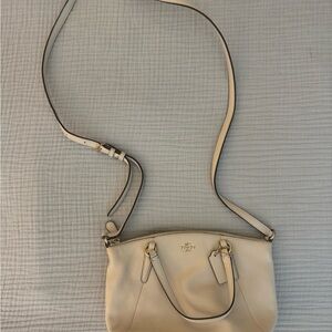 Coach Cream Crossbody Bag with Elegant Design